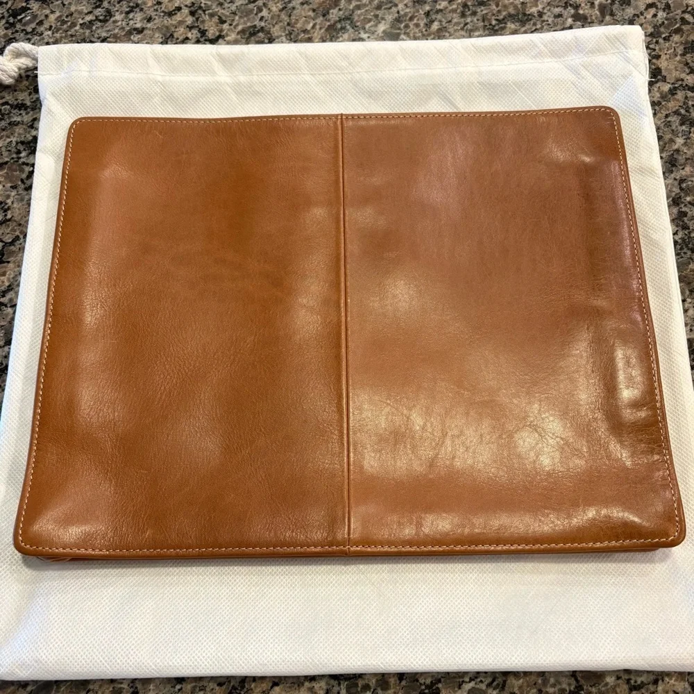 Kansas City Chiefs x Barrington Gifts St. James Leather Expandable Folio